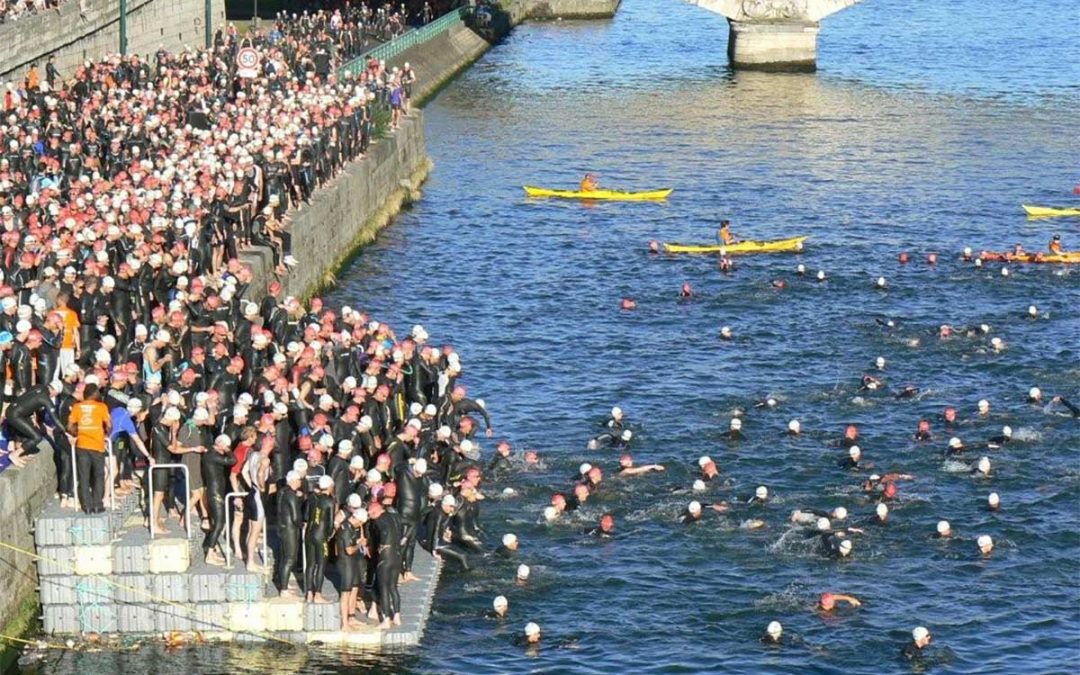 Ponton de départ session de natation Triathlon – Paris – 2010