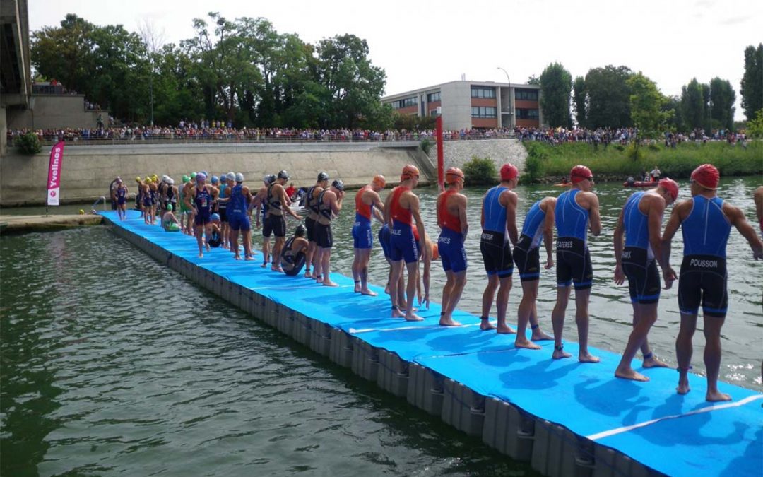 Ponton de départ session de natation Triathlon – Sartrouville – 2013