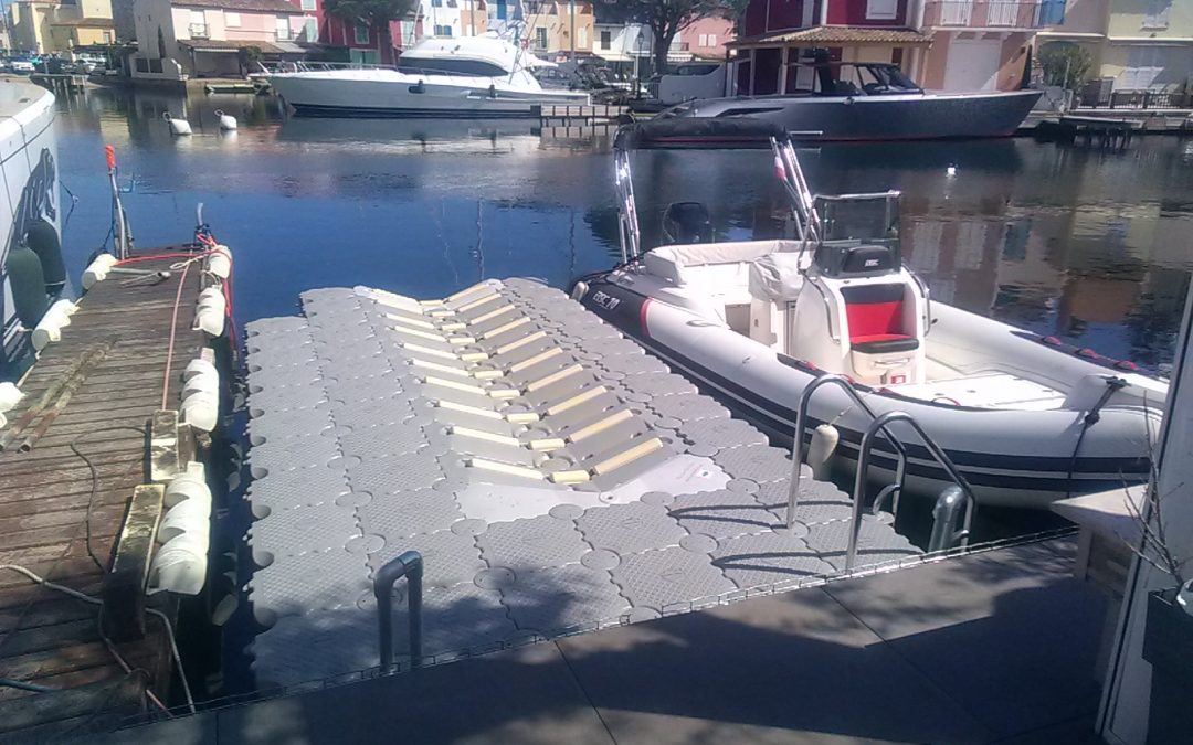 Base à Bateau privée dans la Marina de Port Grimaud